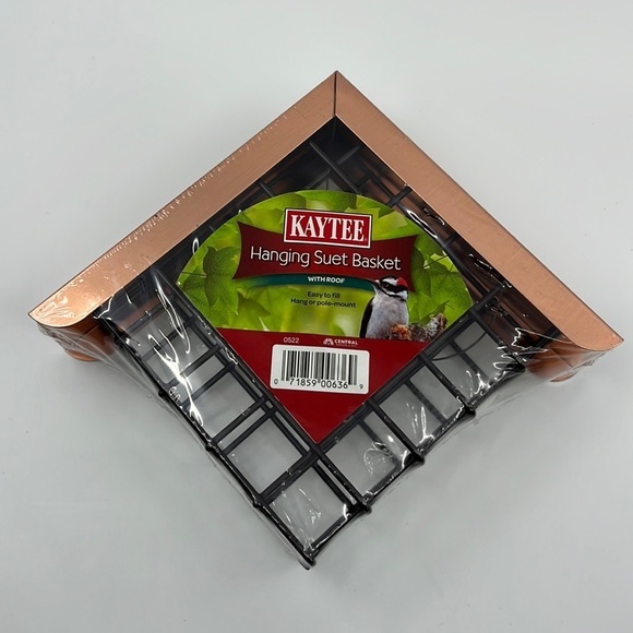 Elevate Your Feeding Game with the Kaytee Hanging‎ Suet Basket - Picture 1 of 4